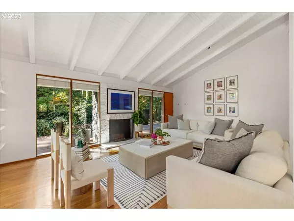 1125 NORTHSHORE RD, Lake Oswego, OR 97034