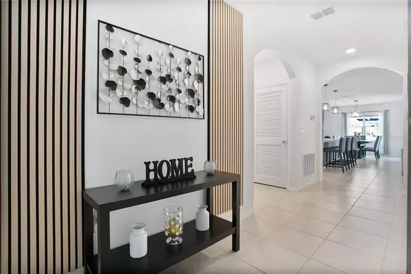 5315 SANDPINE HAVEN LN, Port Orange, FL 32128