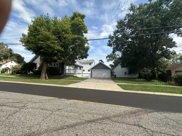 785 Crescent Road, Jackson, MI 49203