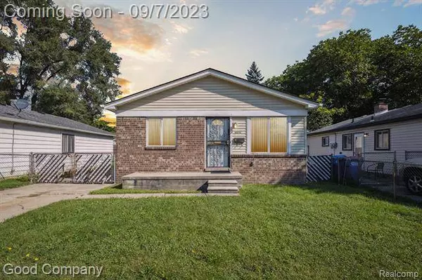8651 REPUBLIC Avenue, Warren, MI 48089