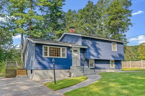 3 Sandberg Rd, Billerica, MA 01821