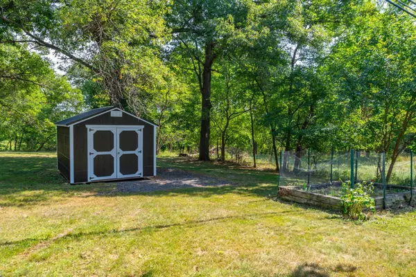 1037 W Wisconsin Street, Portage, WI 53901