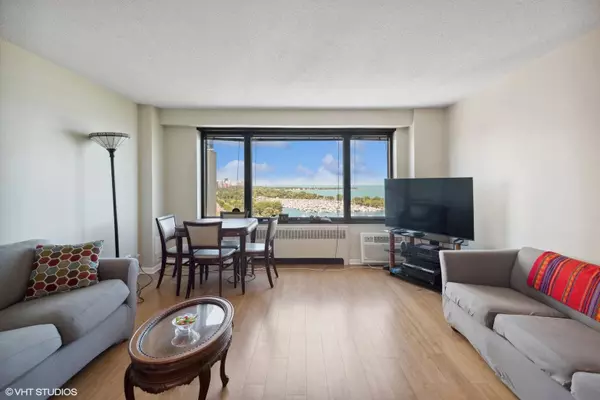 3100 N Lake Shore Drive #1910, Chicago, IL 60657