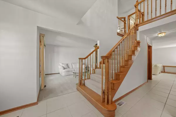 22211 Clary Sage DR, Frankfort, IL 60423