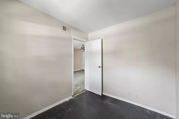 1294 COOPER ST #E4, Edgewater Park, NJ 08010