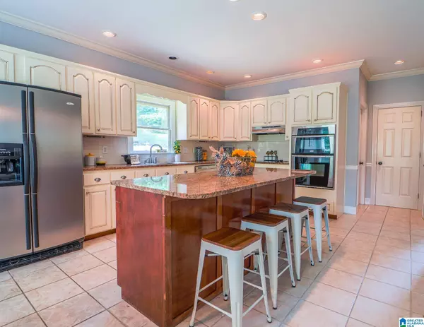 117 HIGH HAMPTON DRIVE, Pelham, AL 35124