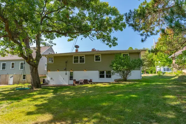 1037 W Wisconsin Street, Portage, WI 53901