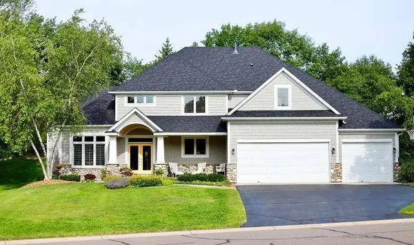 7122 Bunker CT, Eden Prairie, MN 55346