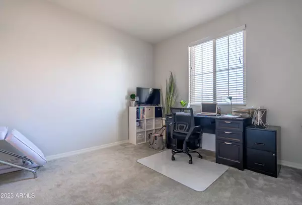 10655 W EUCALYPTUS Road, Peoria, AZ 85383