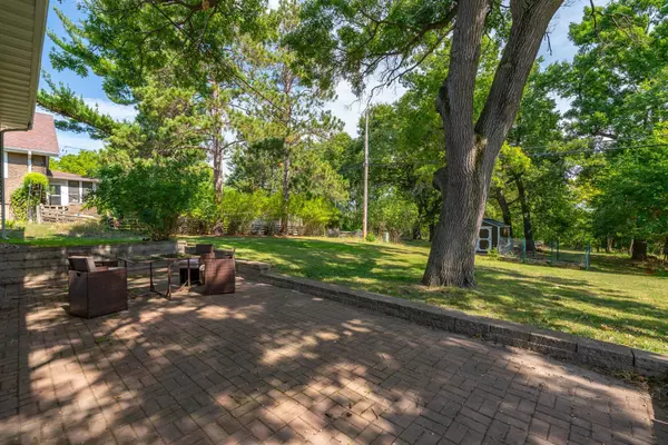 1037 W Wisconsin Street, Portage, WI 53901