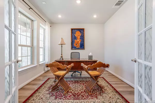 14310 RUNNING WOLF, San Antonio, TX 78245-3927