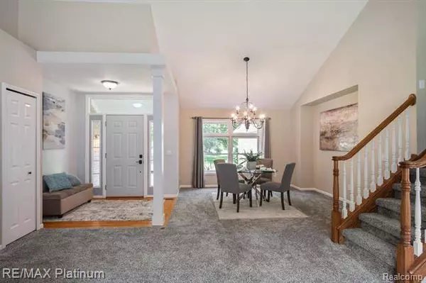 12645 Ann Lynn Drive, South Lyon, MI 48178