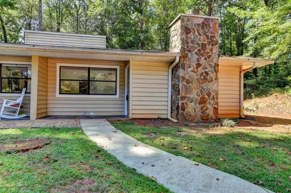 5385 Lambert DR #B-8, Norcross, GA 30093