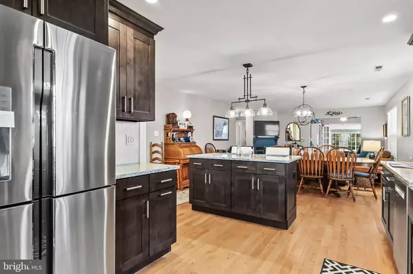 10 PANORAMA CT, Mount Laurel, NJ 08054