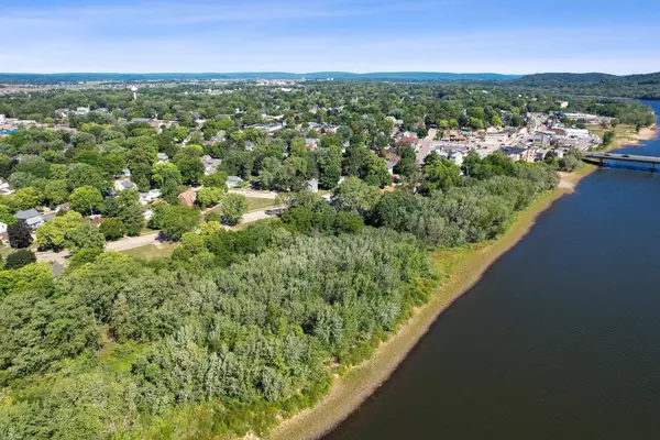 1116 Water Street #4, Sauk City, WI 53583