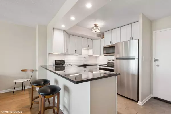 3100 N Lake Shore Drive #1910, Chicago, IL 60657