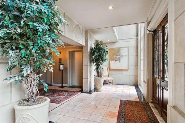 3000 ST CHARLES AVE #310, New Orleans, LA 70115