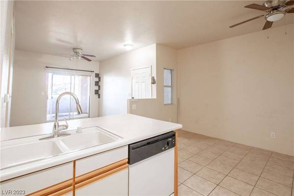 5751 E Hacienda Avenue #184, Las Vegas, NV 89122