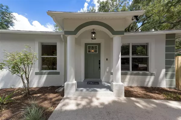 3721 CARROWAY ST, Tampa, FL 33619