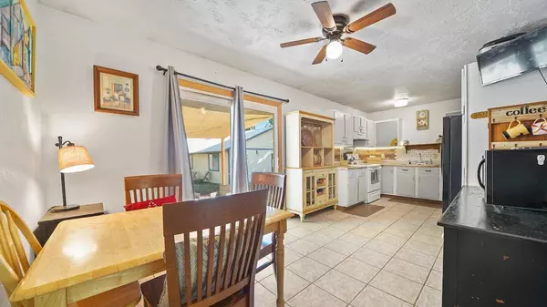 718 E Rio Blanco Avenue, Rangely, CO 81648