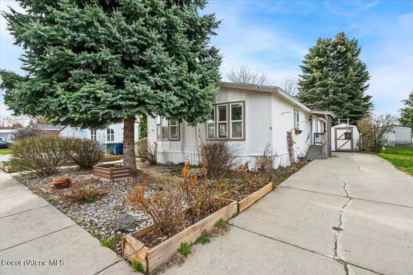 1942 W Yorkshire Ave, Coeur D'alene, ID 83815