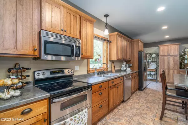 14230 BL MAPLE INN Road SE, Mentor, MN 56736