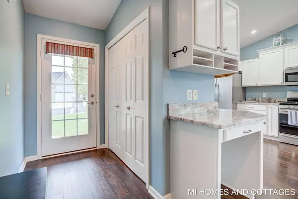 11271 Avocet Court, Holland, MI 49424