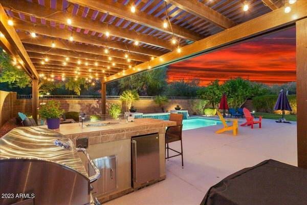 12452 W DESERT MIRAGE Drive, Peoria, AZ 85383