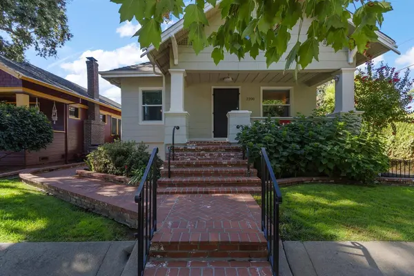 2200 Portola WAY, Sacramento, CA 95818