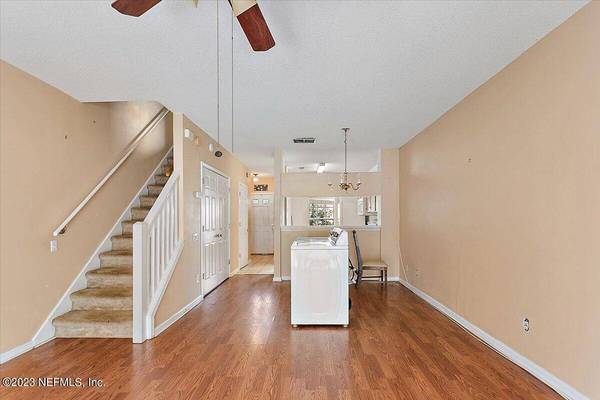 12311 KENSINGTON LAKES DR #302, Jacksonville, FL 32246