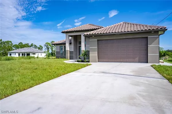 3802 16th ST SW, Lehigh Acres, FL 33976