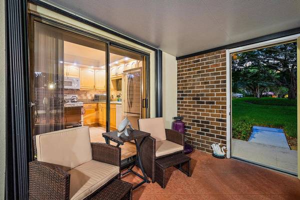 1001 10th TER, Palm Beach Gardens, FL 33418