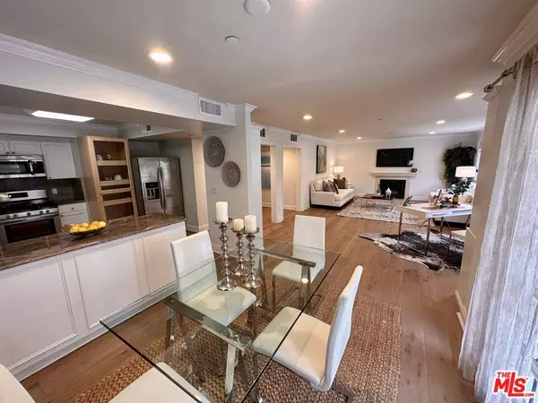 11842 Darlington Ave #101, Los Angeles, CA 90049