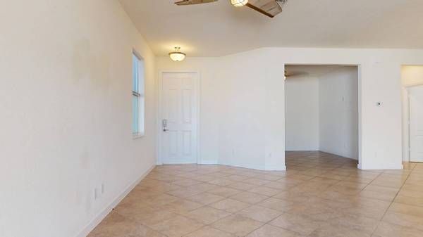 12434 NW Stanis LN, Port Saint Lucie, FL 34987