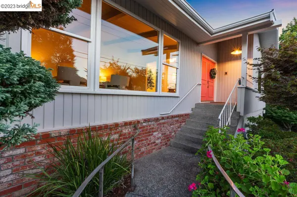 2550 Charleston St, Oakland, CA 94602