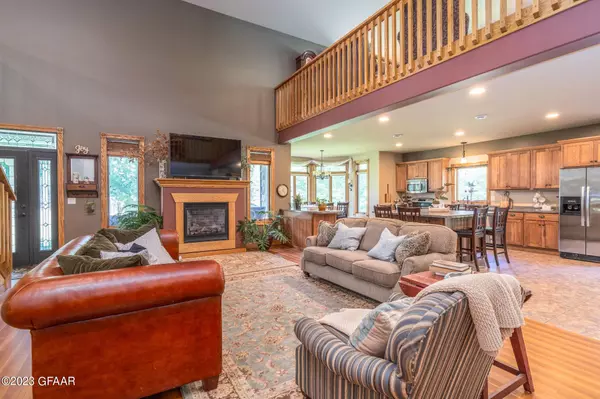 14230 BL MAPLE INN Road SE, Mentor, MN 56736