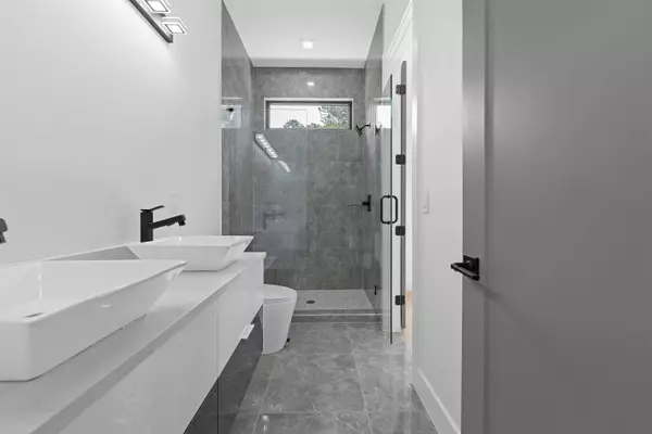 670 Moon Place RD, Lawrenceville, GA 30044