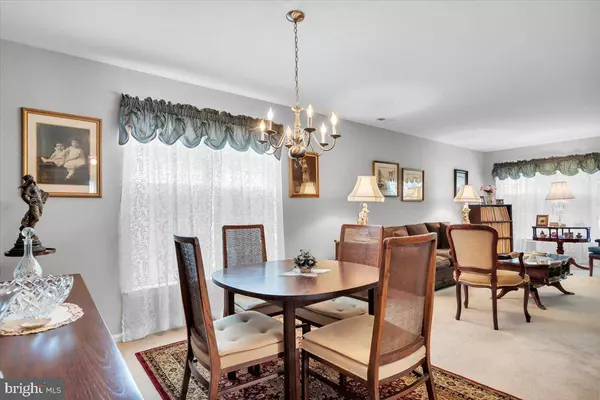 6 MONTCLAIR AVE, Berlin, NJ 08009