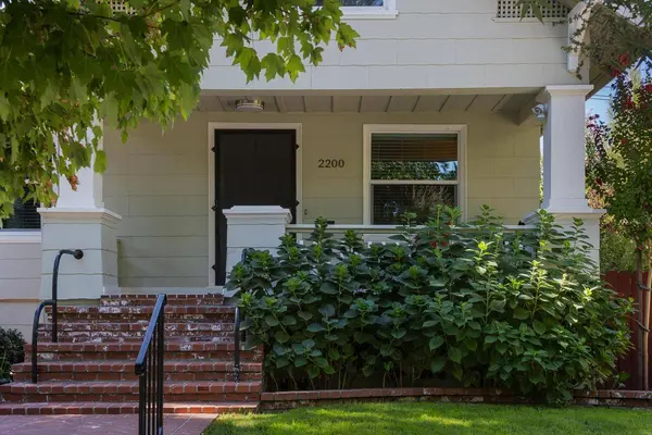 2200 Portola WAY, Sacramento, CA 95818