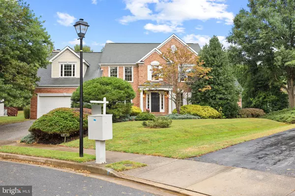 7941 STARBURST DR, Pikesville, MD 21208