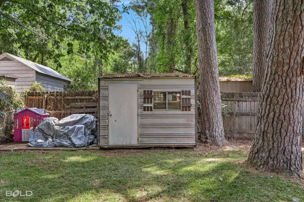 2842 Smithfield Road, Shreveport, LA 71118