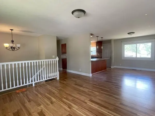 1606 Mckool Avenue, Streamwood, IL 60107