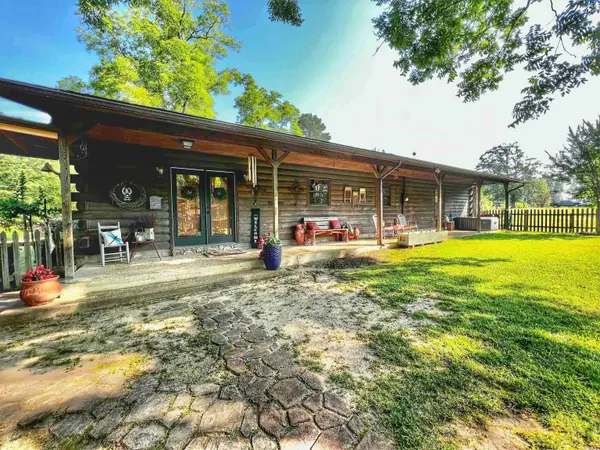 811 Chambersville Road, Fordyce, AR 71742