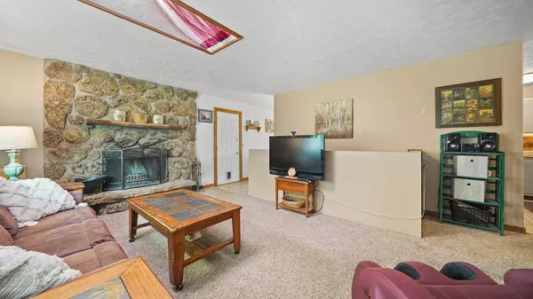 718 E Rio Blanco Avenue, Rangely, CO 81648