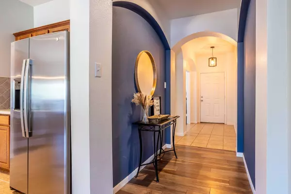 2203 Fair Weather Drive, Lancaster, TX 75146