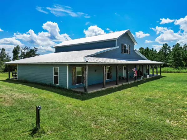 17991 County Road 287 Road, Clarksville, FL 32430