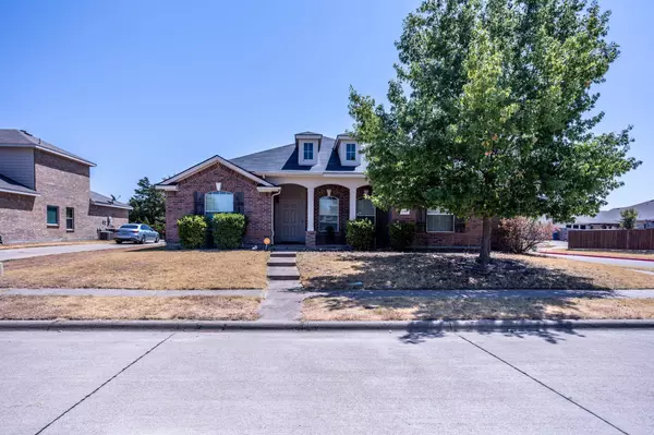 2203 Fair Weather Drive, Lancaster, TX 75146