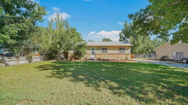 718 E Rio Blanco Avenue, Rangely, CO 81648