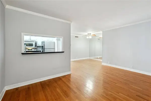 4007 ST CHARLES AVE #115, New Orleans, LA 70115