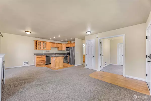 1389 Bayview CT #4, Blaine, WA 98230